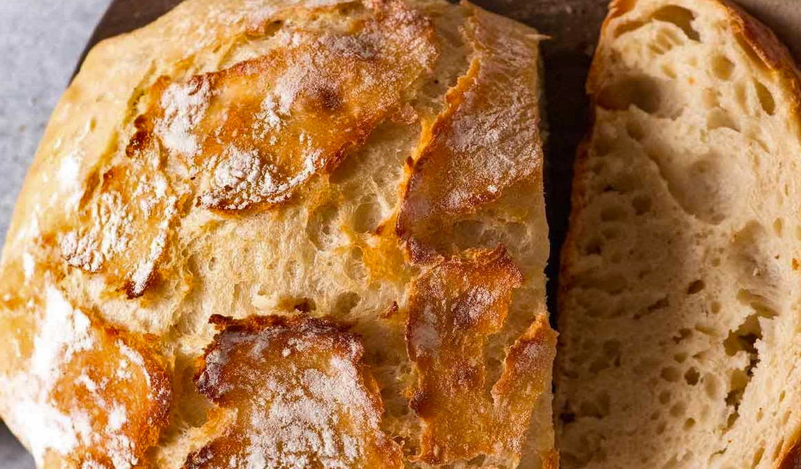 Read more about the article Crusty Artisan Style Bread